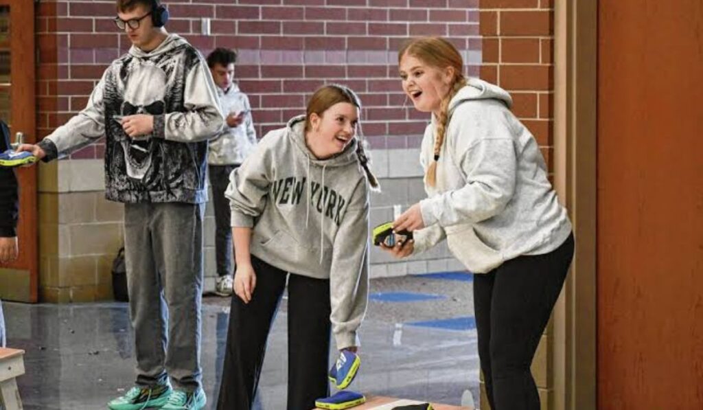 funny-cornhole-team-names